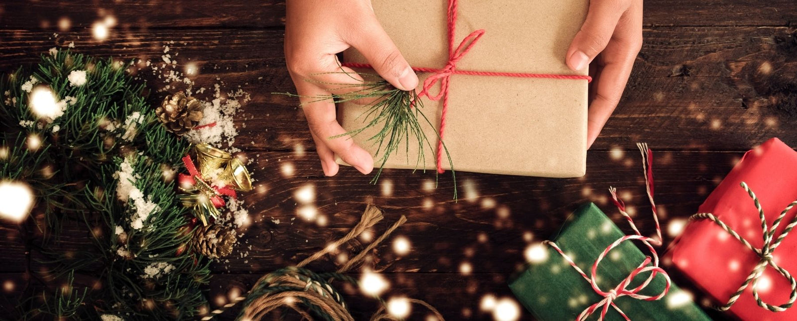 Christmas Gift Guide: Gorgeous Personalized Metal Signs