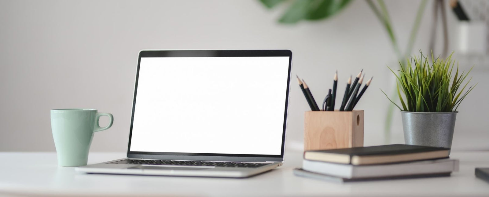 Start 2022 Right with Our Perfect Steel Home Office Décor Blog Image