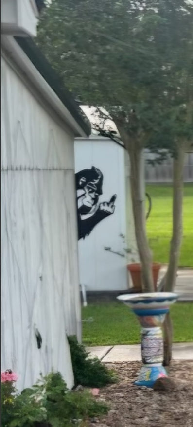 🦍 “No Trespassing” Fence Big Foot or Tree Big Foot - RealSteel Center